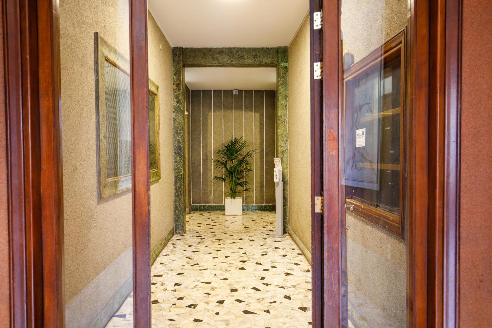 Aureliana House