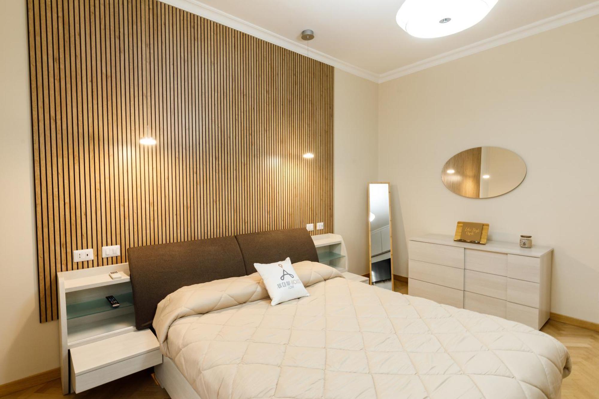 Aureliana House *